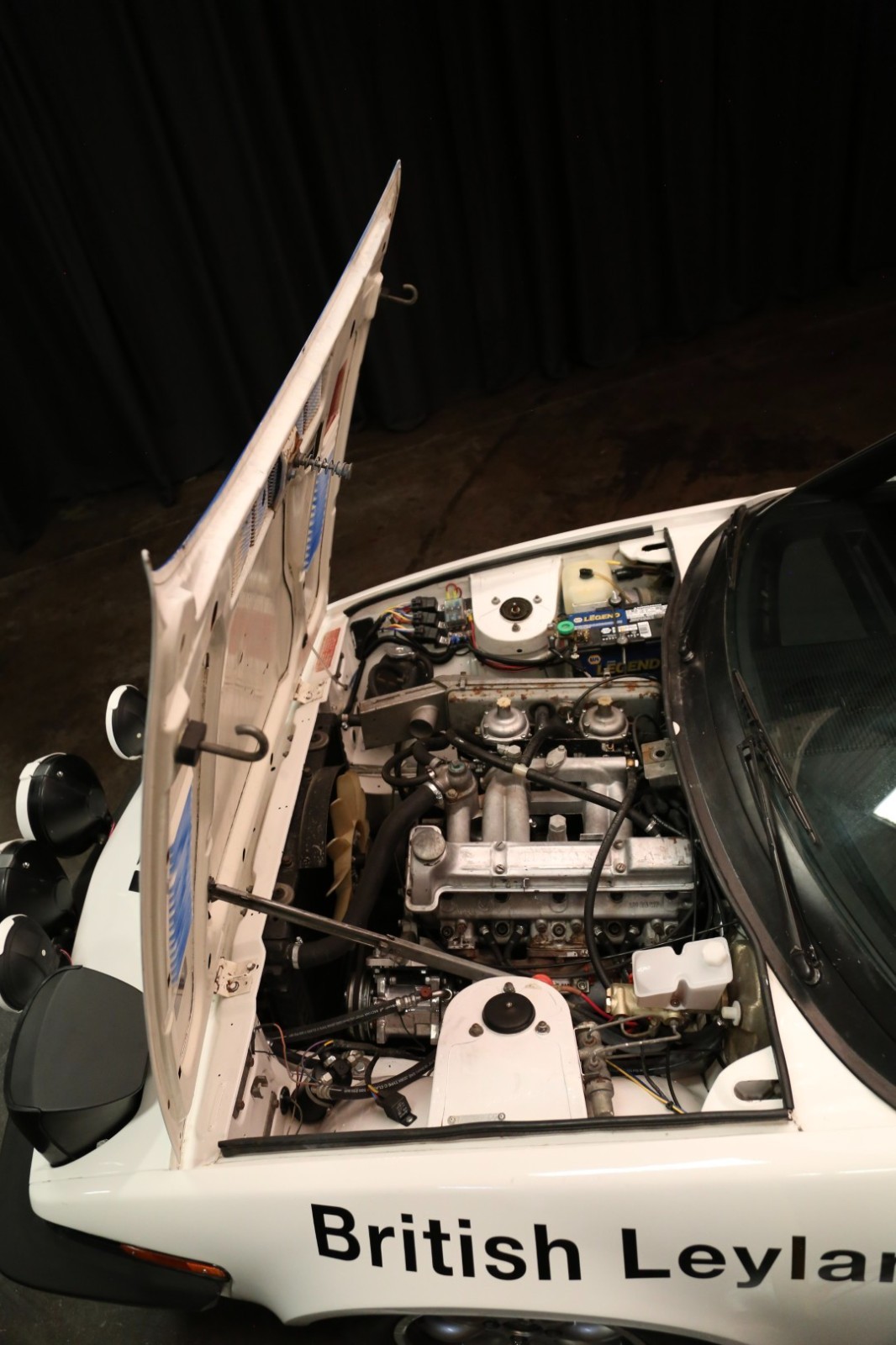 Triumph-TR7-1977-Coupe-23