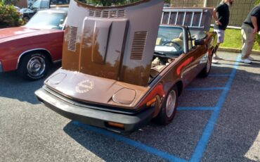 Triumph-TR7-1980-Convertible-19