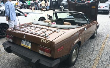 Triumph-TR7-1980-Convertible-4