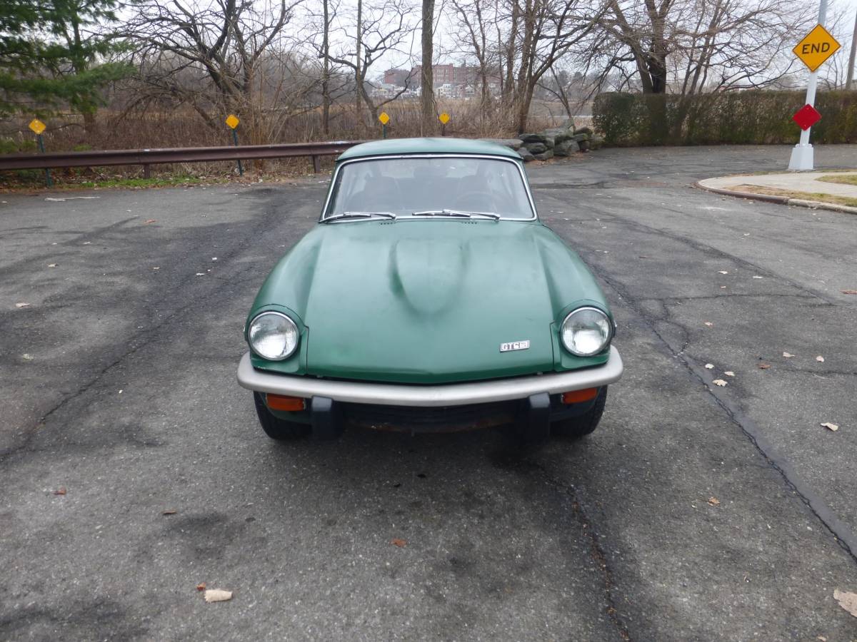 Triumph-gt6-1972-green-1