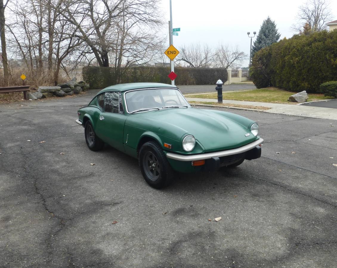 Triumph-gt6-1972-green-12