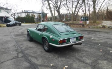 Triumph-gt6-1972-green-8