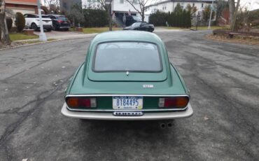 Triumph-gt6-1972-green-9