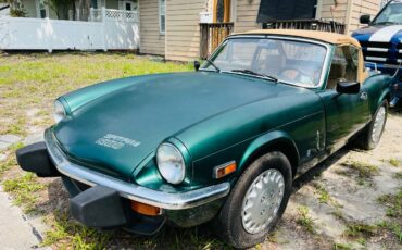 Triumph-spitfire-1500-1977-green-13