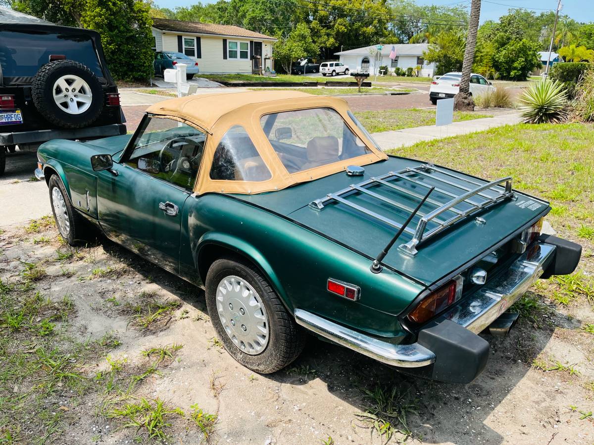 Triumph-spitfire-1500-1977-green-14