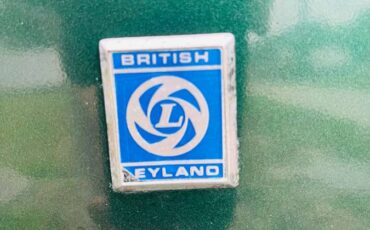 Triumph-spitfire-1500-1977-green-16