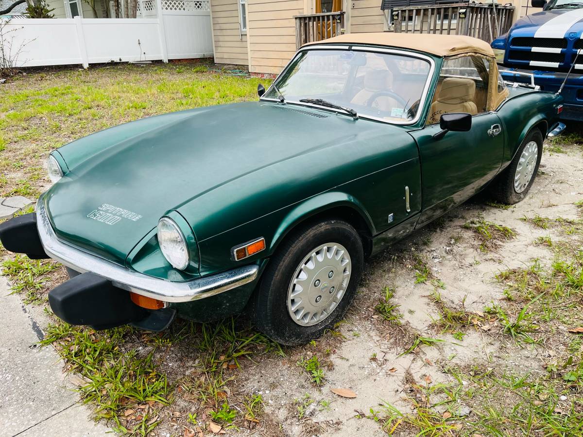 Triumph-spitfire-1500-1977-green-17