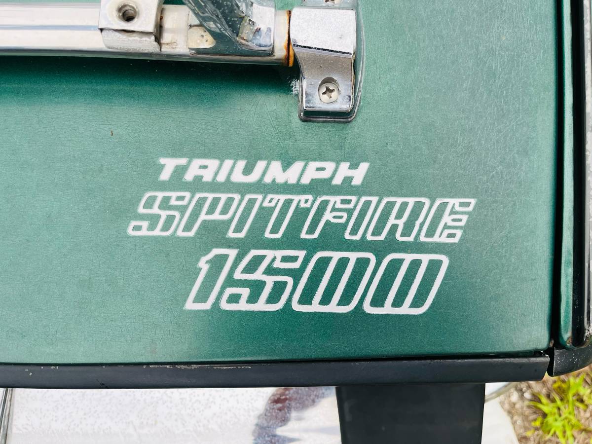 Triumph-spitfire-1500-1977-green-2