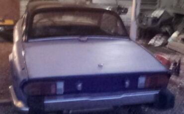 Triumph-spitfire-1974-grey-6