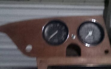 Triumph-spitfire-1974-grey-8