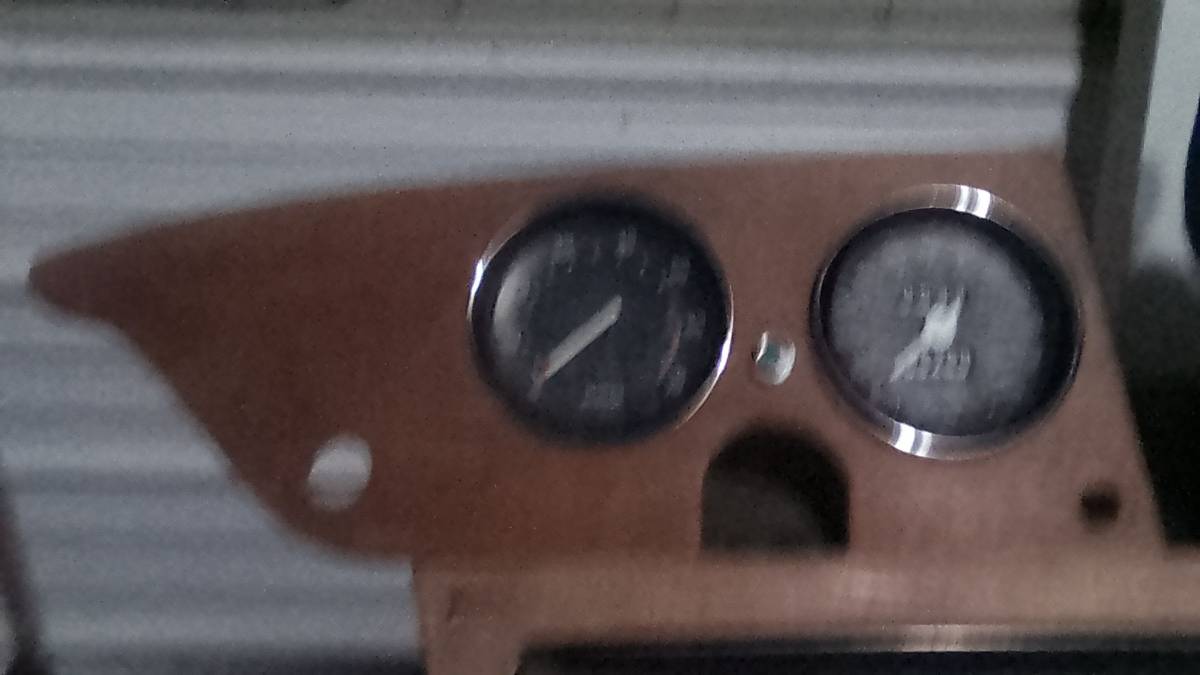 Triumph-spitfire-1974-grey-8