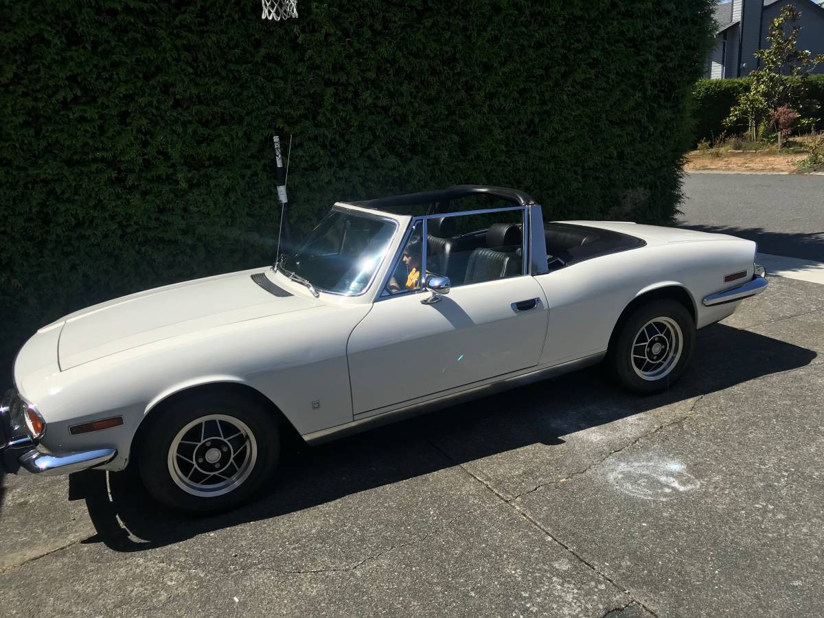 Triumph-stag-1972-white-3