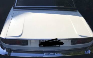 Triumph-stag-1972-white-4