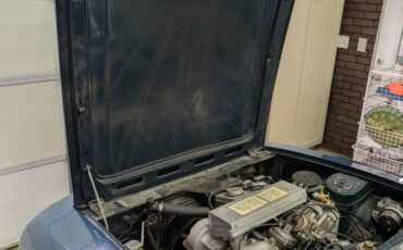 Triumph-stag-1973-green-7