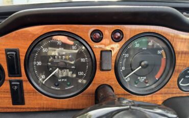 Triumph-tr250-1968-green-7