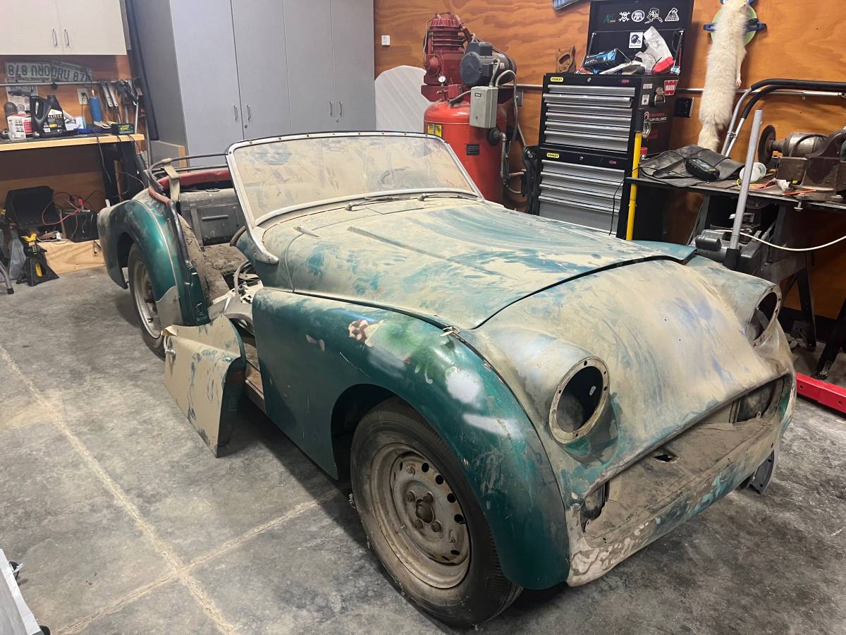 Triumph-tr3a-1958-green-4