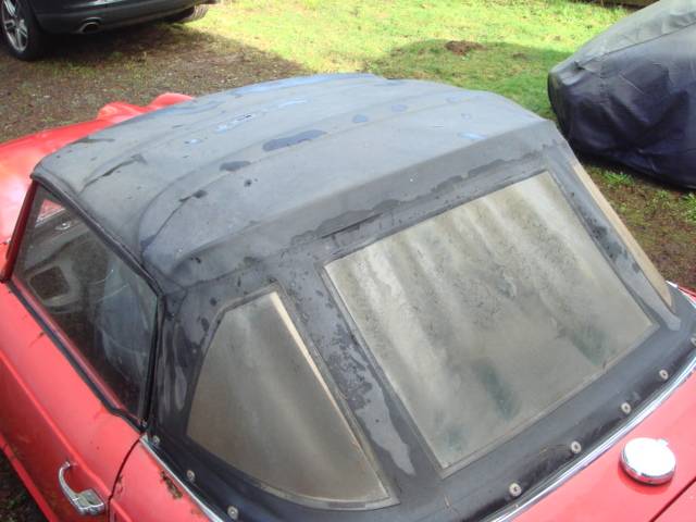 Triumph-tr4-1962-red-11