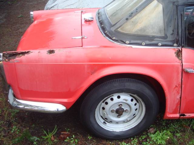 Triumph-tr4-1962-red-14