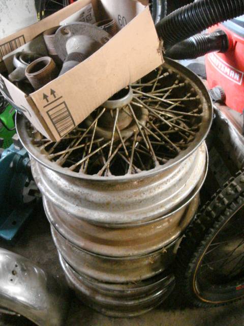 Triumph-tr4-1962-red-15