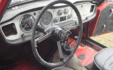 Triumph-tr4-1962-red-6