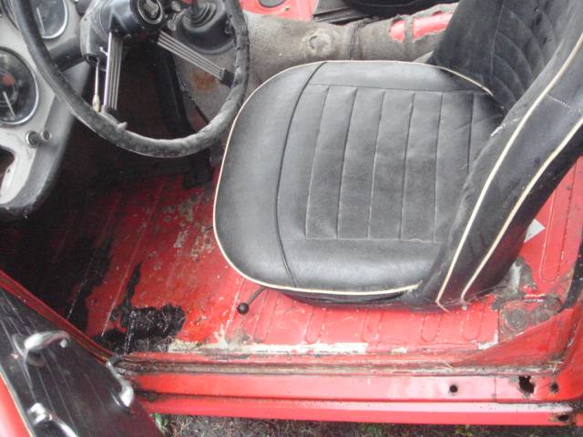 Triumph-tr4-1962-red-7