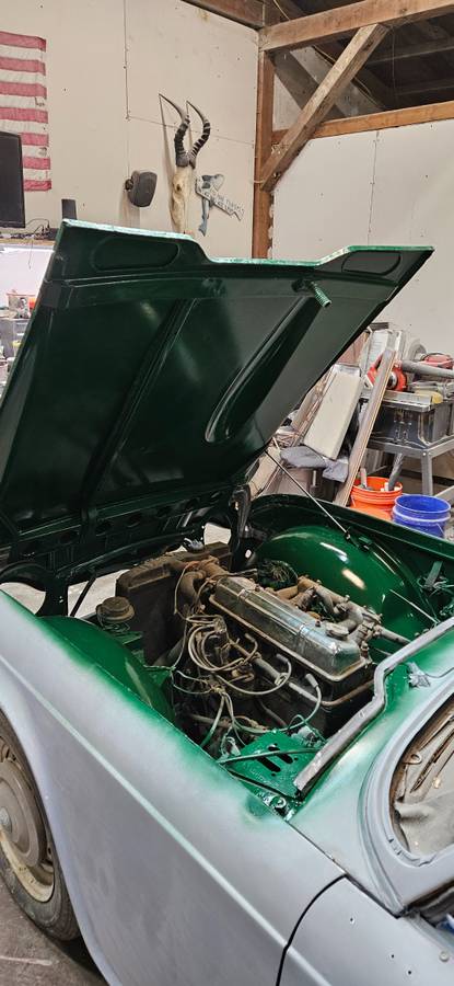 Triumph-tr4a-1967-green-3