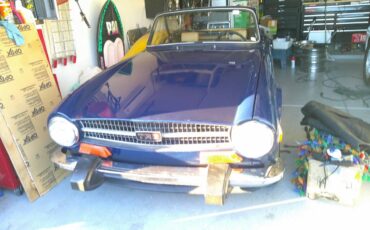 Triumph-tr6-1974-blue-4