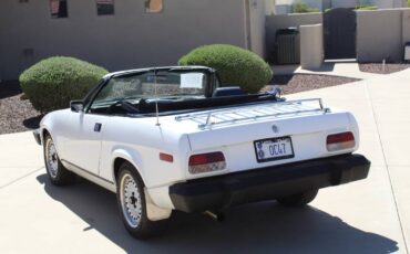 Triumph-tr7-1980-30