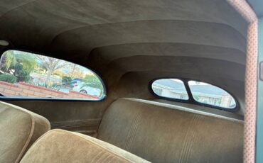 Two-door-ford-sedan-1940-green-15