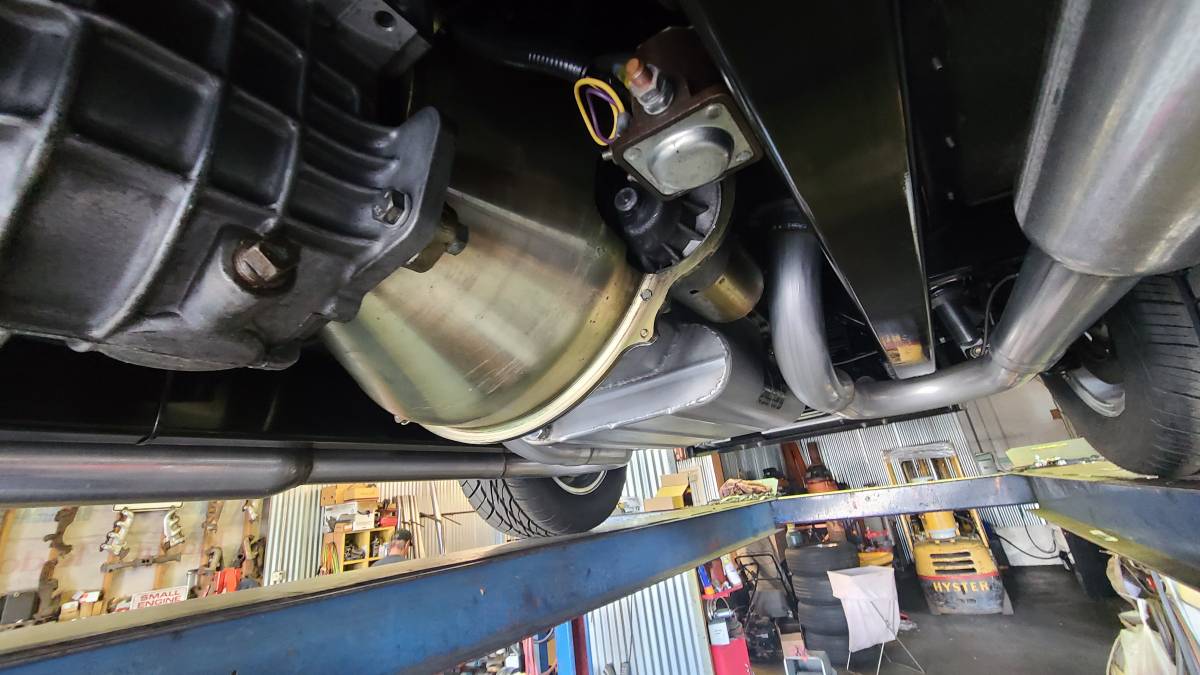 Unique-motorcars-fia-289-cobra-1964-silver-33