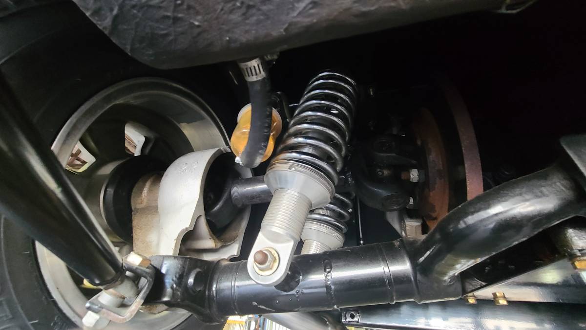 Unique-motorcars-fia-289-cobra-1964-silver-35