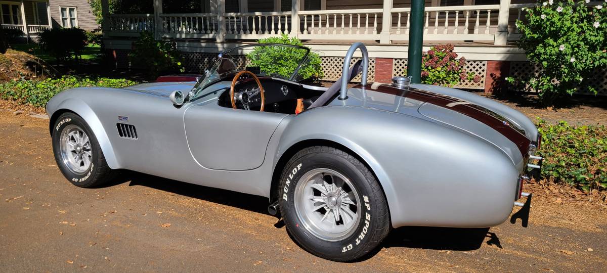Unique-motorcars-fia-289-cobra-1964-silver-4
