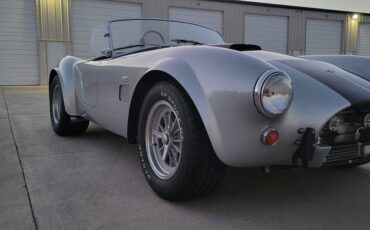 Unique-motorcars-fia-289-cobra-1964-silver-42