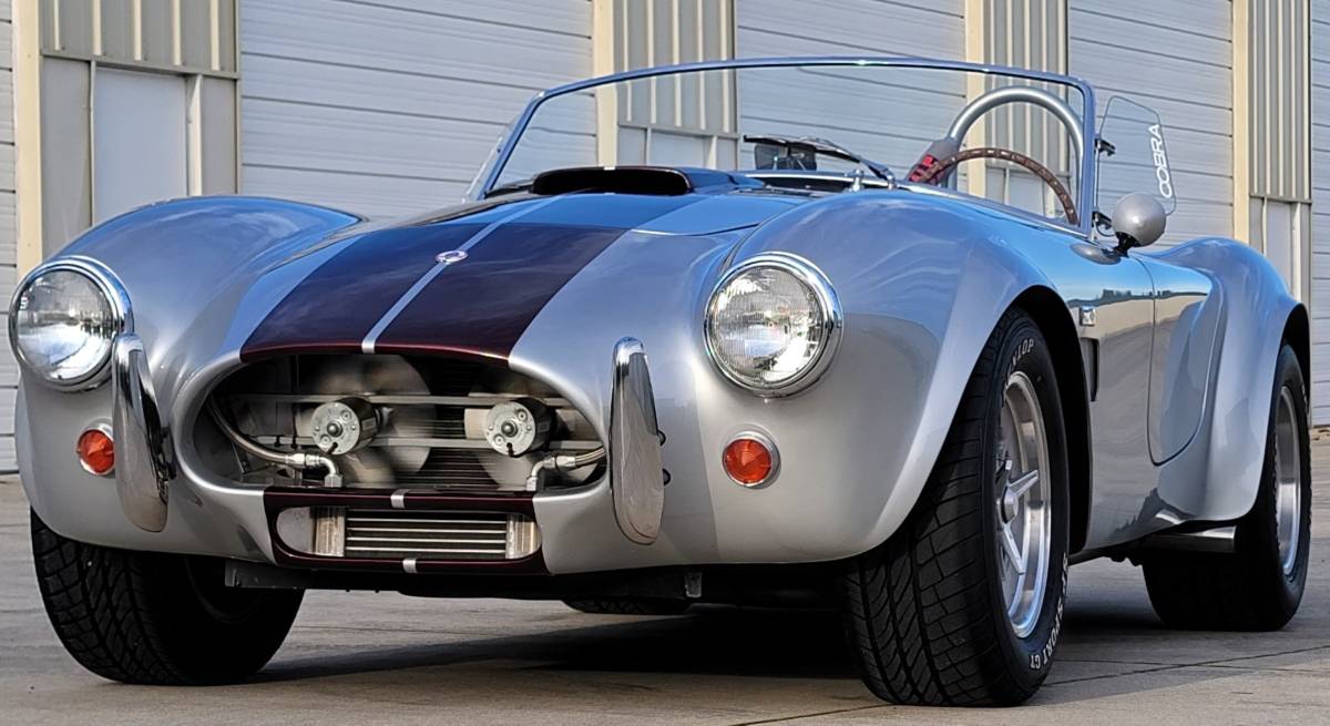 Unique-motorcars-fia-289-cobra-1964-silver