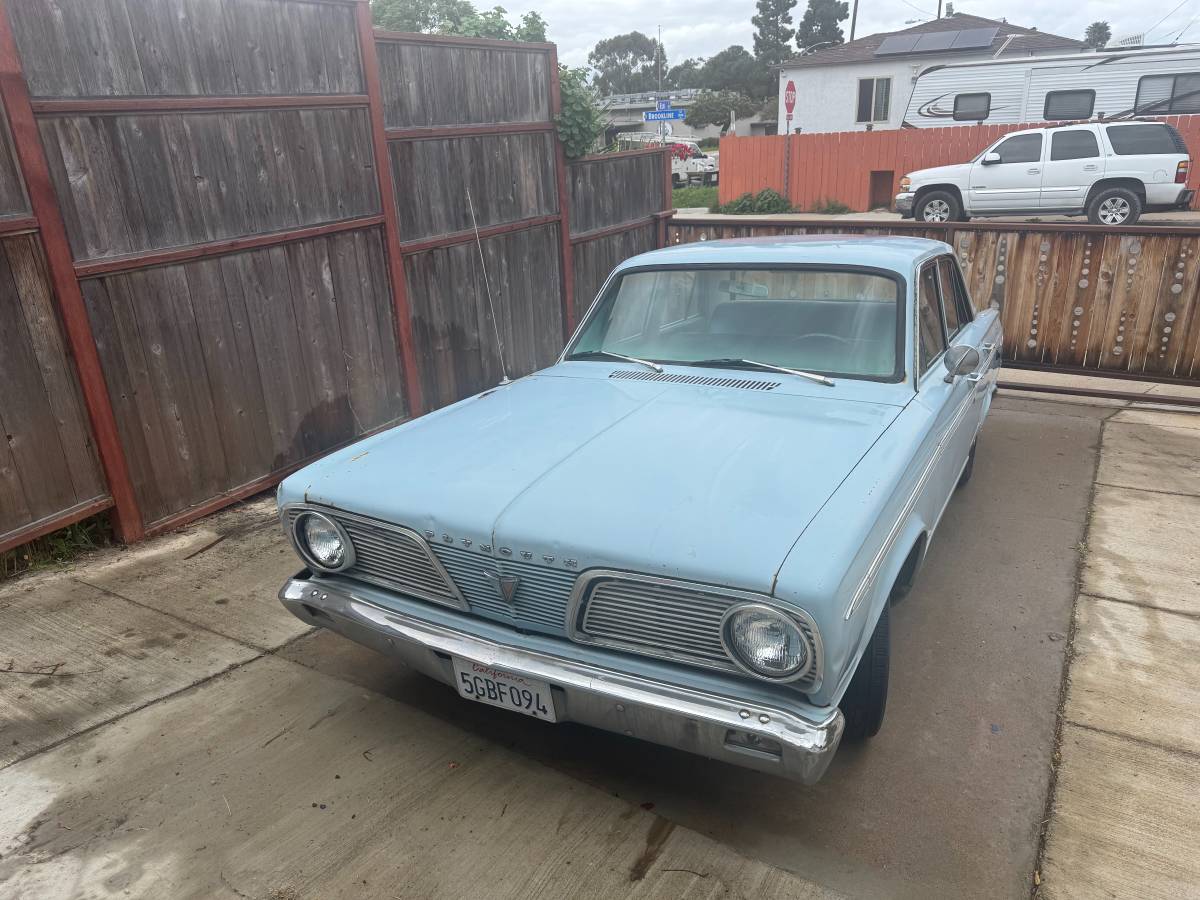 Valiant-200-1966-blue-1