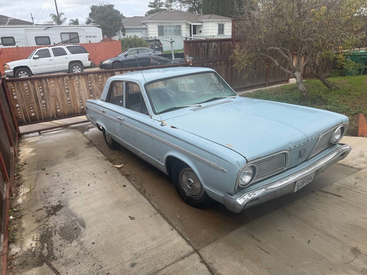 Valiant-200-1966-blue-8