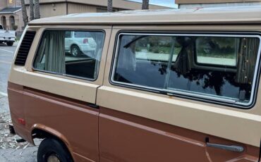 Vanagon-1982-orange-10