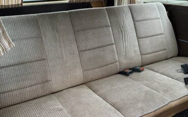 Vanagon-1982-orange-8