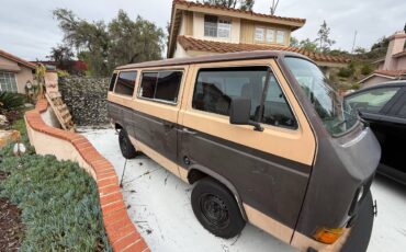 Vanagon-gl-1984-brown-1