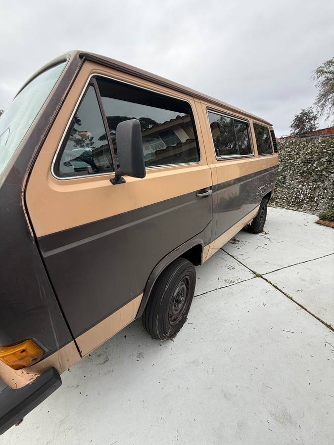 Vanagon-gl-1984-brown-4