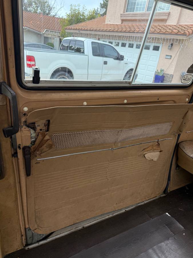 Vanagon-gl-1984-brown-8