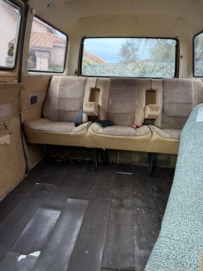 Vanagon-gl-1984-brown-9