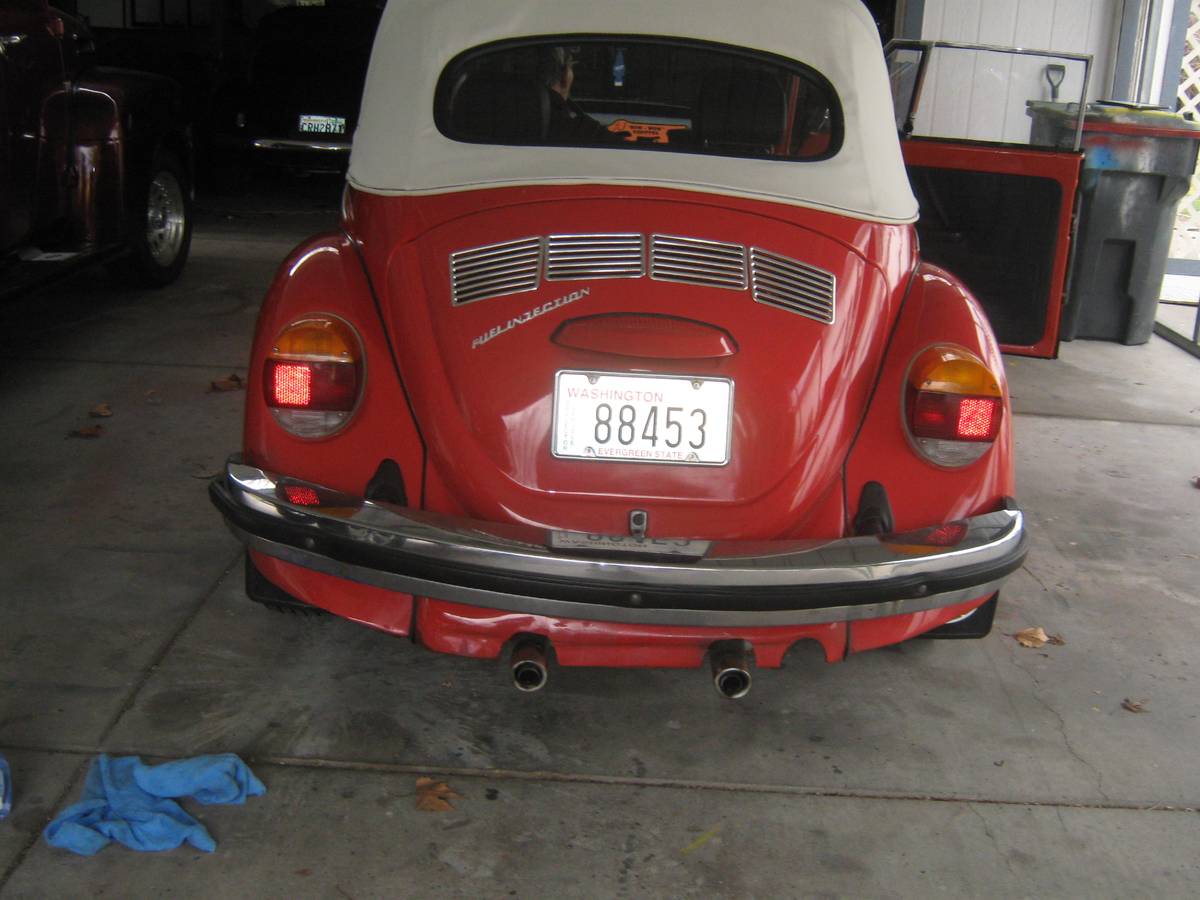 Vokswagen-super-beetle-1979-red-3