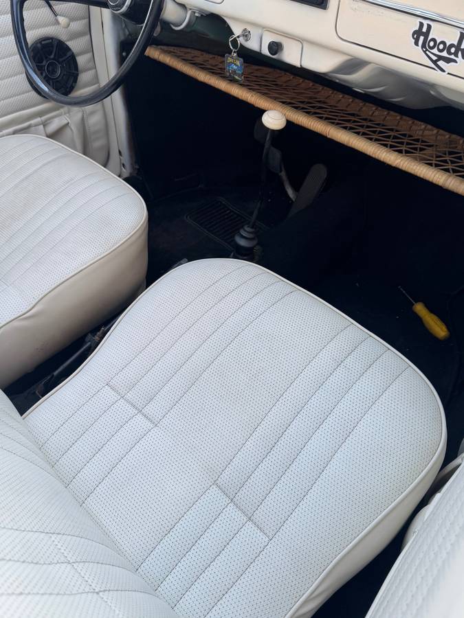 Volkswagen-1961-white-4