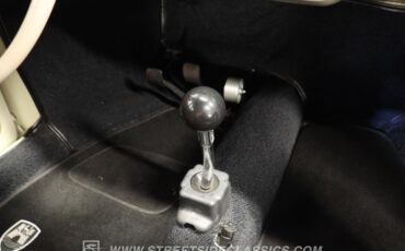 Volkswagen-Beetle-1962-Taupe-Saddle-leather-14