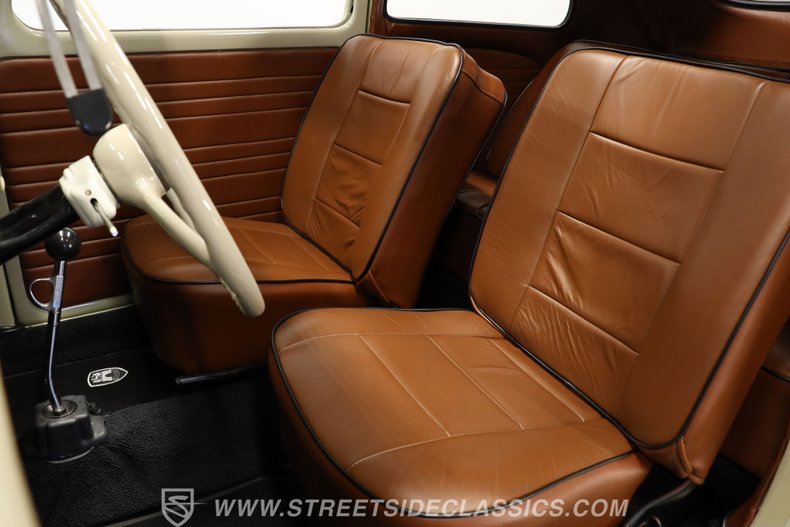 Volkswagen-Beetle-1962-Taupe-Saddle-leather-22