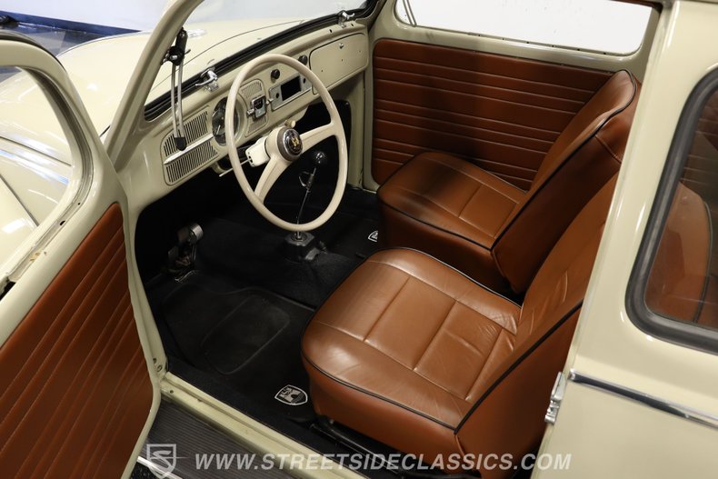 Volkswagen-Beetle-1962-Taupe-Saddle-leather-26