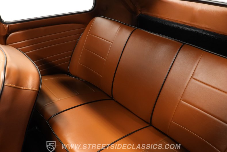 Volkswagen-Beetle-1962-Taupe-Saddle-leather-33