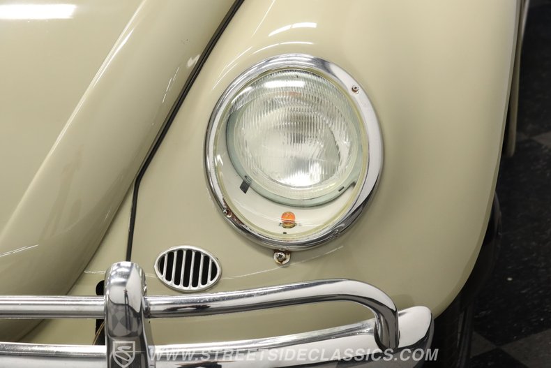 Volkswagen-Beetle-1962-Taupe-Saddle-leather