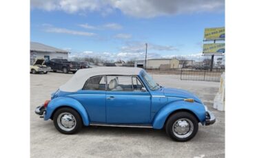 Volkswagen-Karmann-beetle-convertible-1978-bluewhite-white-5